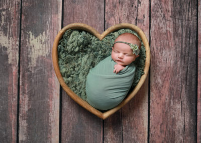Newborn photoshoot Peekaboo Liverpool mint green and wood tones