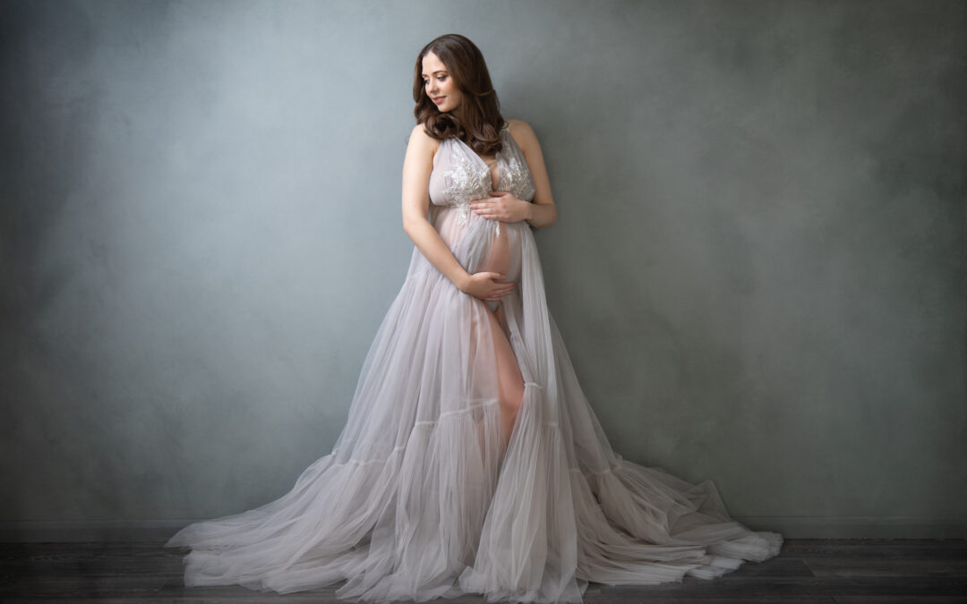 Styling Your Maternity Photoshoot at Xposure Studios